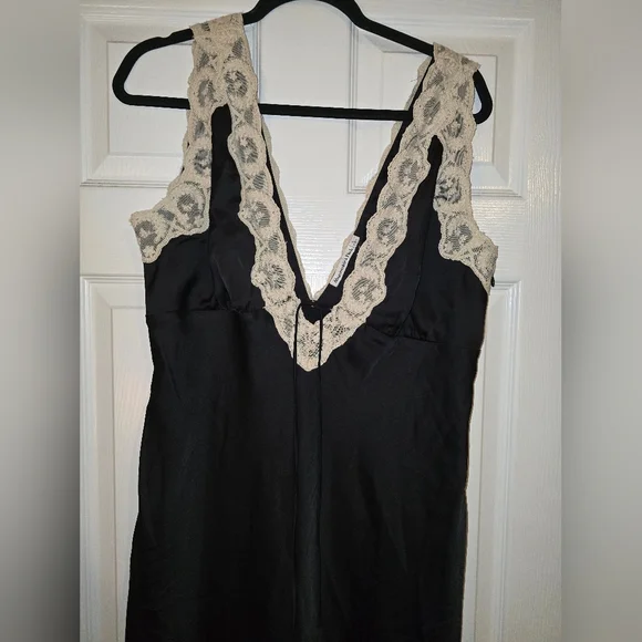 Abercrombie & Fitch Black Slip Midi Dress With Cream Lace Size Large - Picture 4 of 10